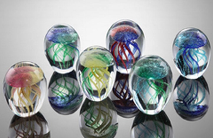 SET OF ART GLASS JELLYFISH SET OF 6: SET OF 6 MINI ART GLASS JELLYFISH - ASSORTED COLORS AS SHOWN - EACH MEASURES 3"H X 2"DIA - HAND CRAFTED - EACH PIECE IS MADE BY HAND THEREFOR THERE MAY BE SLIGHT VARIATIONS WITHIN EACH INDIVIDUAL PIEC