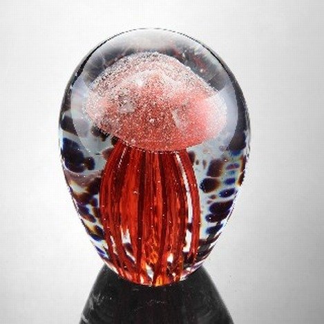 ART GLASS RED JELLYFISH : ART GLASS RED JELLYFISH- 4"H X 3"DIA - HAND CRAFTED - EACH PIECE IS MADE BY HAND THEREFOR THERE MAY BE SLIGHT VARIATIONS WITHIN EACH INDIVIDUAL PIECE