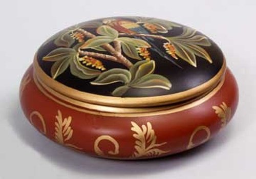 PORCELAIN LIDDED BOX WITH PARRROT: PORCELAIN LIDDED BOX WITH PARRROT - 7.5"W X 7.5"D X 3"H