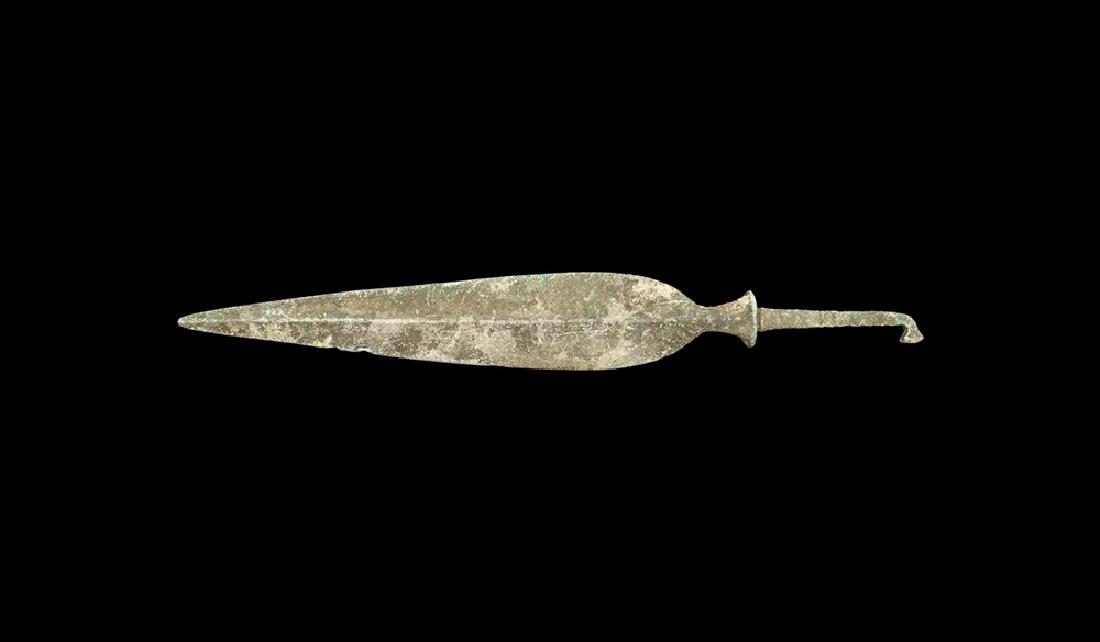 Western Asiatic Ribbed Spearhead (1 of 1)