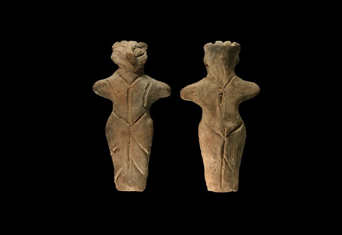 Stone Age Vin?a Standing Idol (1 of 1)