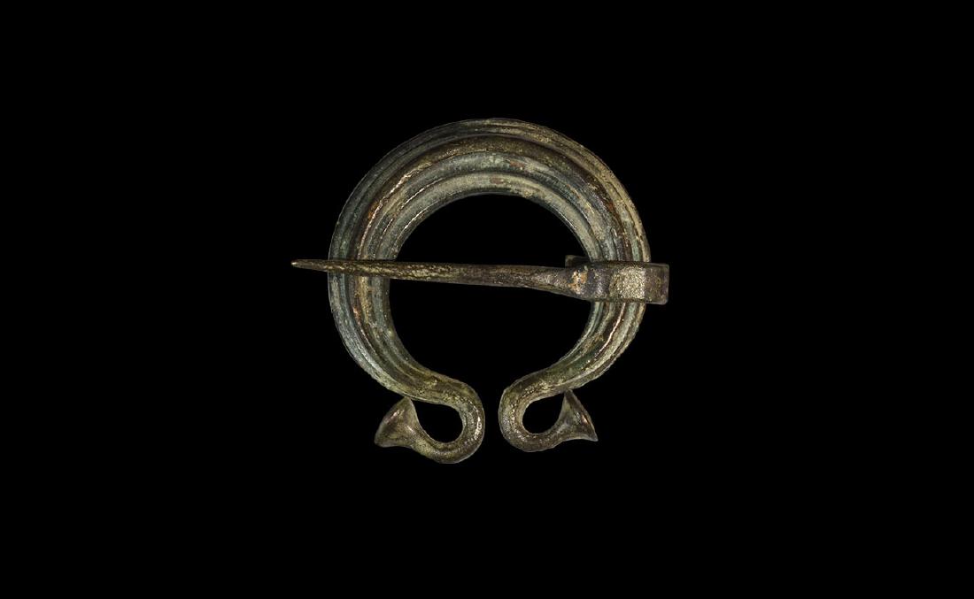 Roman Omega Brooch (1 of 1)