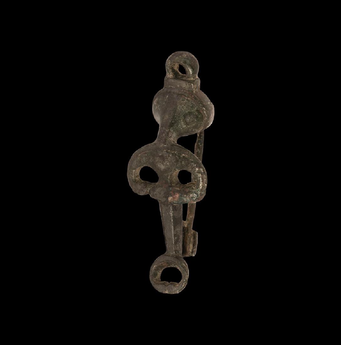 Roman Kraftig Profilierte Brooch (1 of 1)