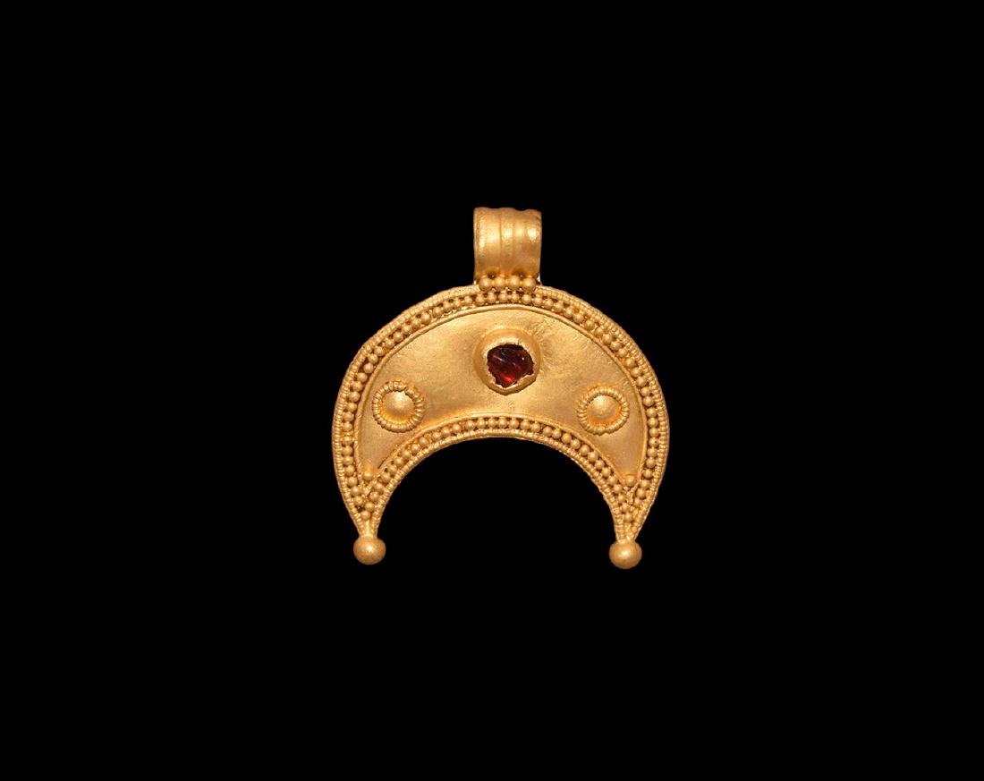 Roman Gold Lunate Pendant (1 of 1)
