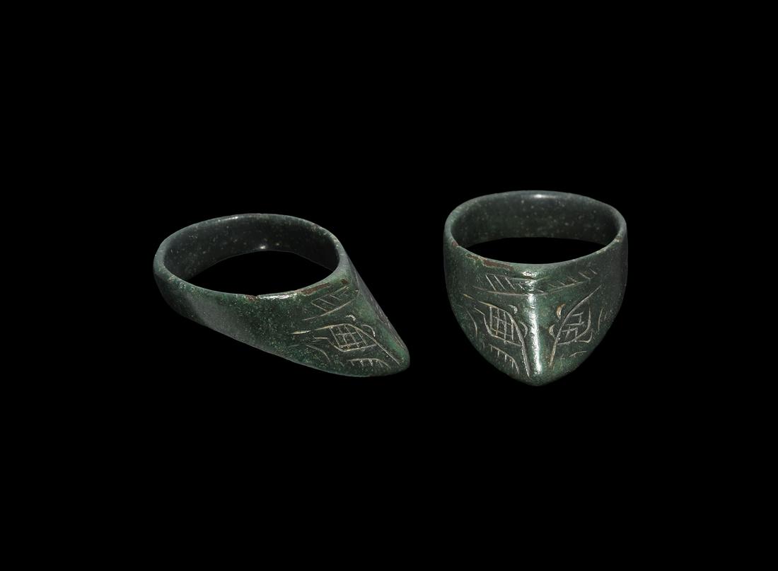 Medieval Archer's Thumb Ring (1 of 1)