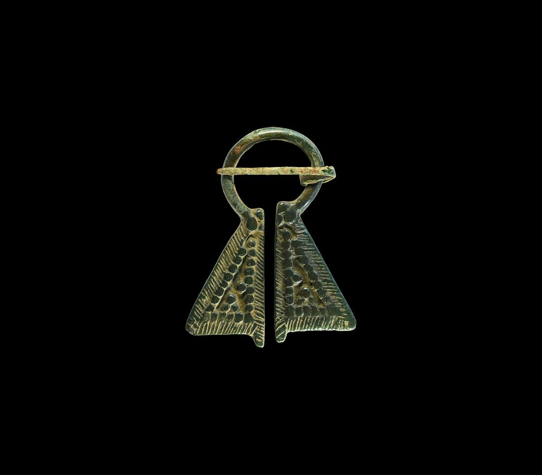 Viking Decorated Omega Brooch (1 of 1)