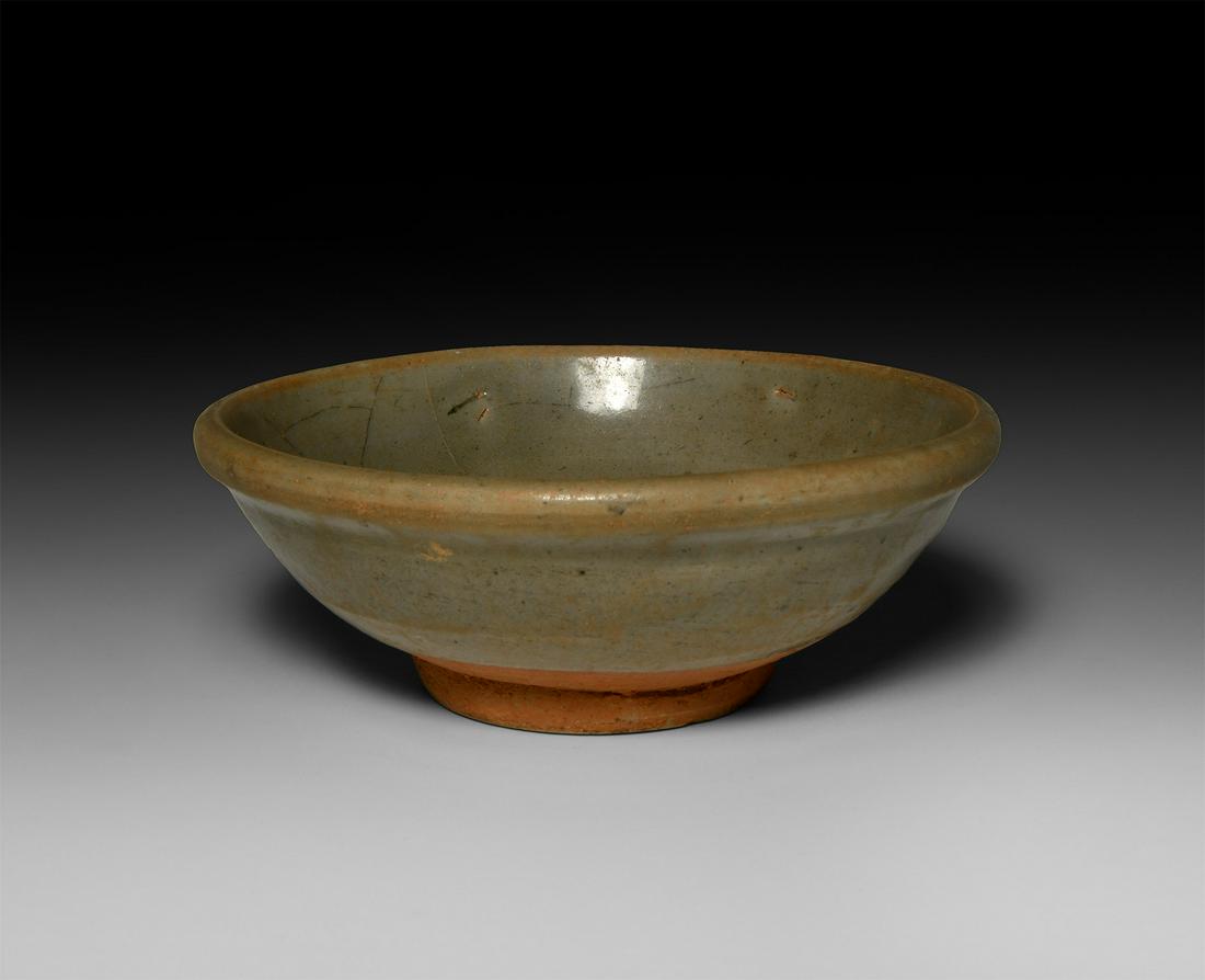 Chinese Ming Glazed Bowl: Ming Dynasty, 1368-1644 AD. A part-glazed ceramic bowl with rounded body, bevelled rim, and plinth foot. 380 grams, 15cm (6"). From a specialist collection of Oriental ceramics, formed by a late Japan