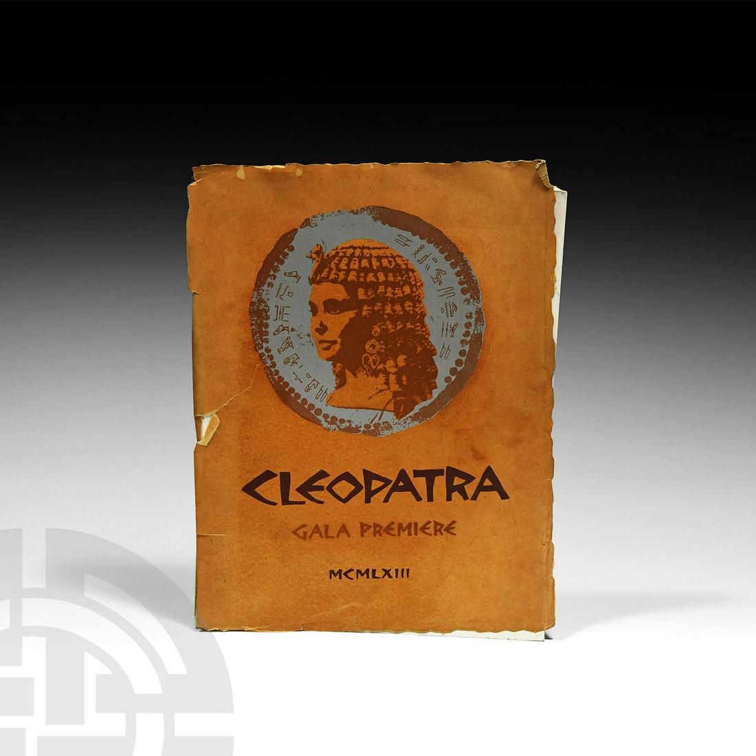 Fox - 1963 - Cleopatra Gala Premiere Programme: Premiere 31 July 1963 AD. 20th Century Fox films, Cleopatra, London, 1963, paperback; illustrated gala programme. 710 grams, 30.5 x 24cm (12 x 9 1/2"). Ex libris David Miller. The classic and epic fil