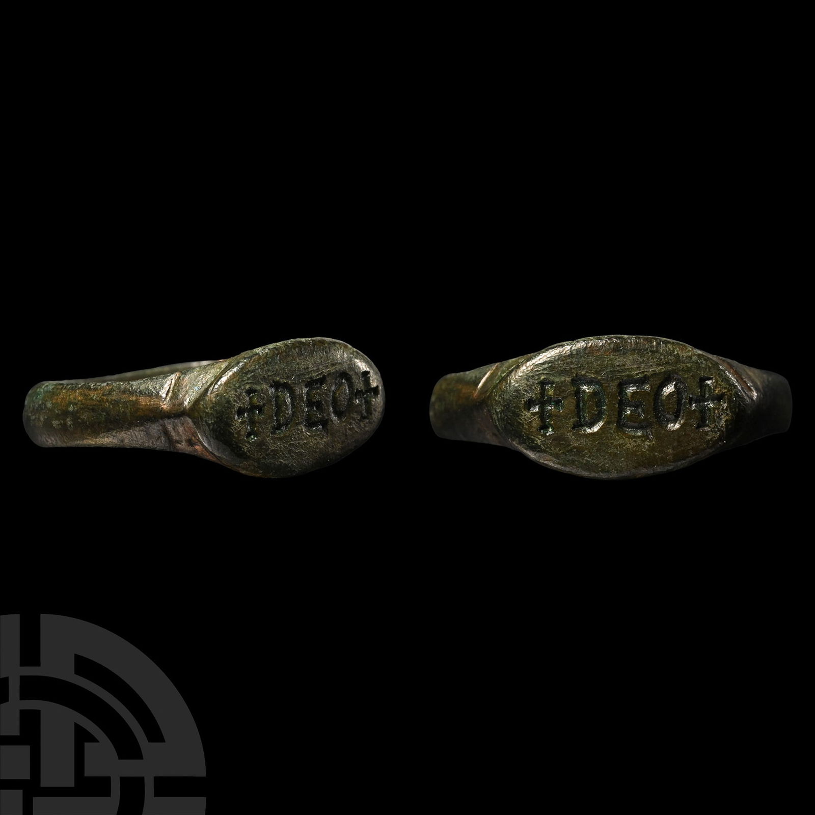 Roman Bronze Ring with DEO (1 of 1)