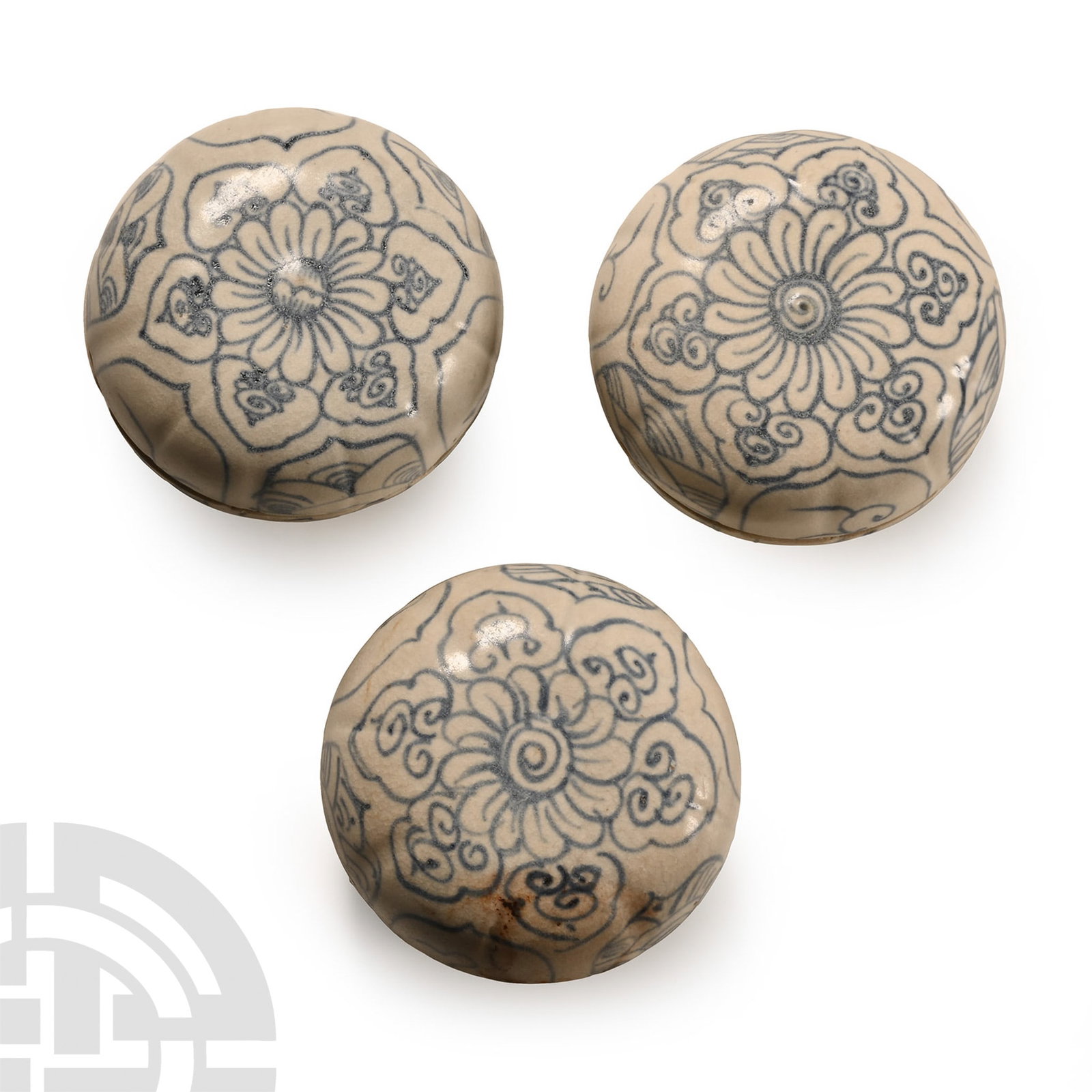 Hoi An Cargo Shipwreck Glazed Blue and White Lidded Box Collection (1 of 1)