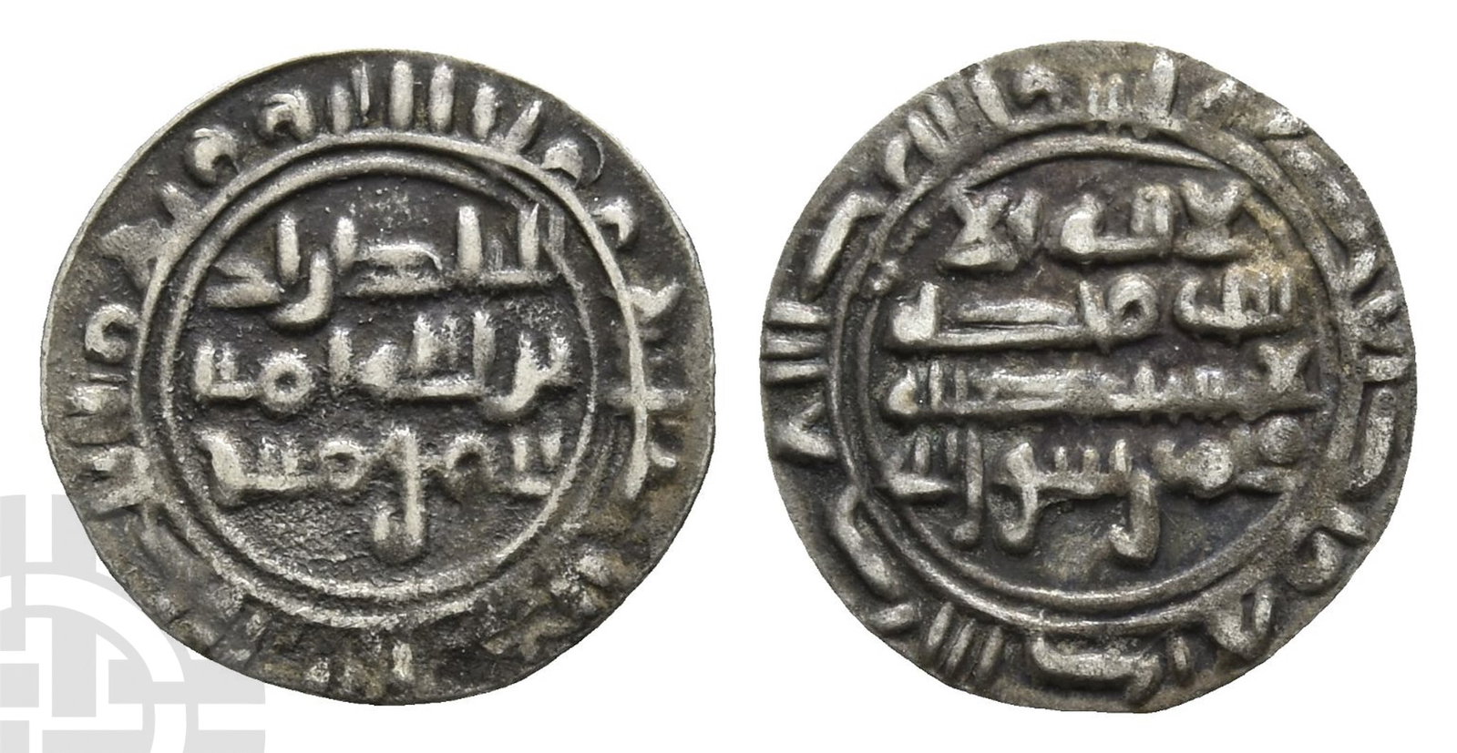 Yaman. Zaydi Imams (Rassids), al-Nasir AR Sudaysi.: AH 301-322 (AD 913-934).Kalima in three lines across field; mint formula around / Legend in four lines across field; part of Qur'an around. Cf. Album 1068. 0.33gr, 12mm, 3h.Very Fine. From the collect