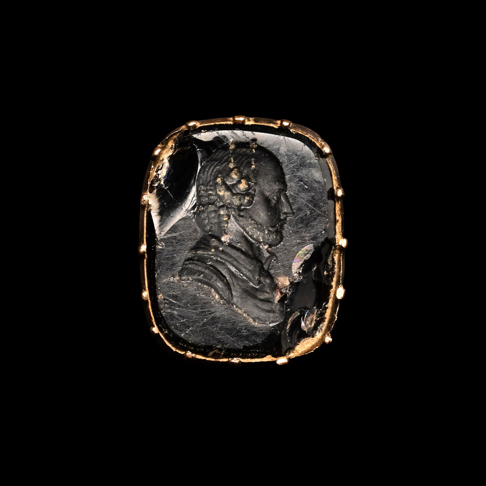 George III Gold Fob Seal Base with Portrait Intaglio (1 of 2)