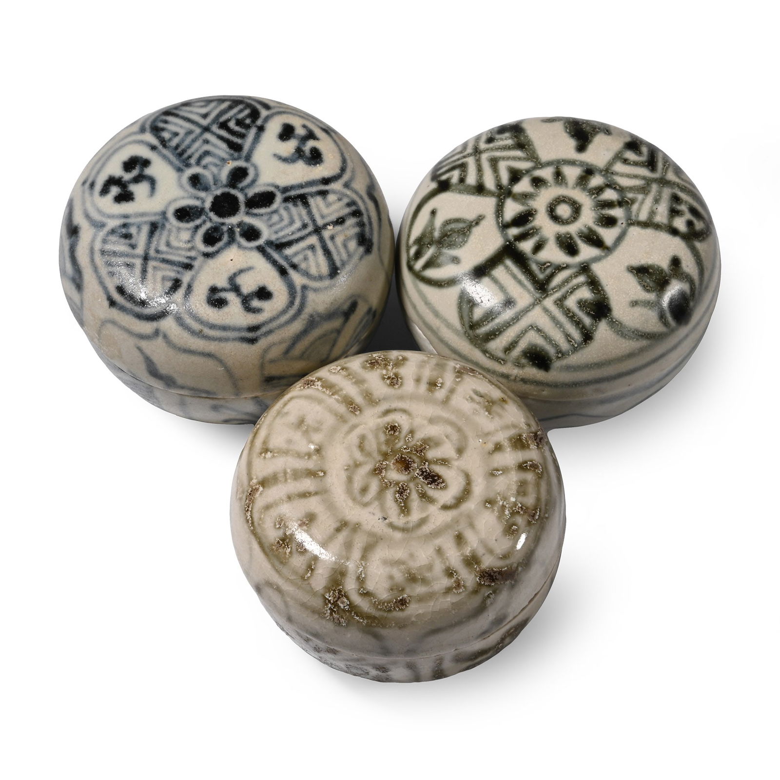 Hoi An Cargo Shipwreck Glazed Blue and White Lidded Box Collection (1 of 1)