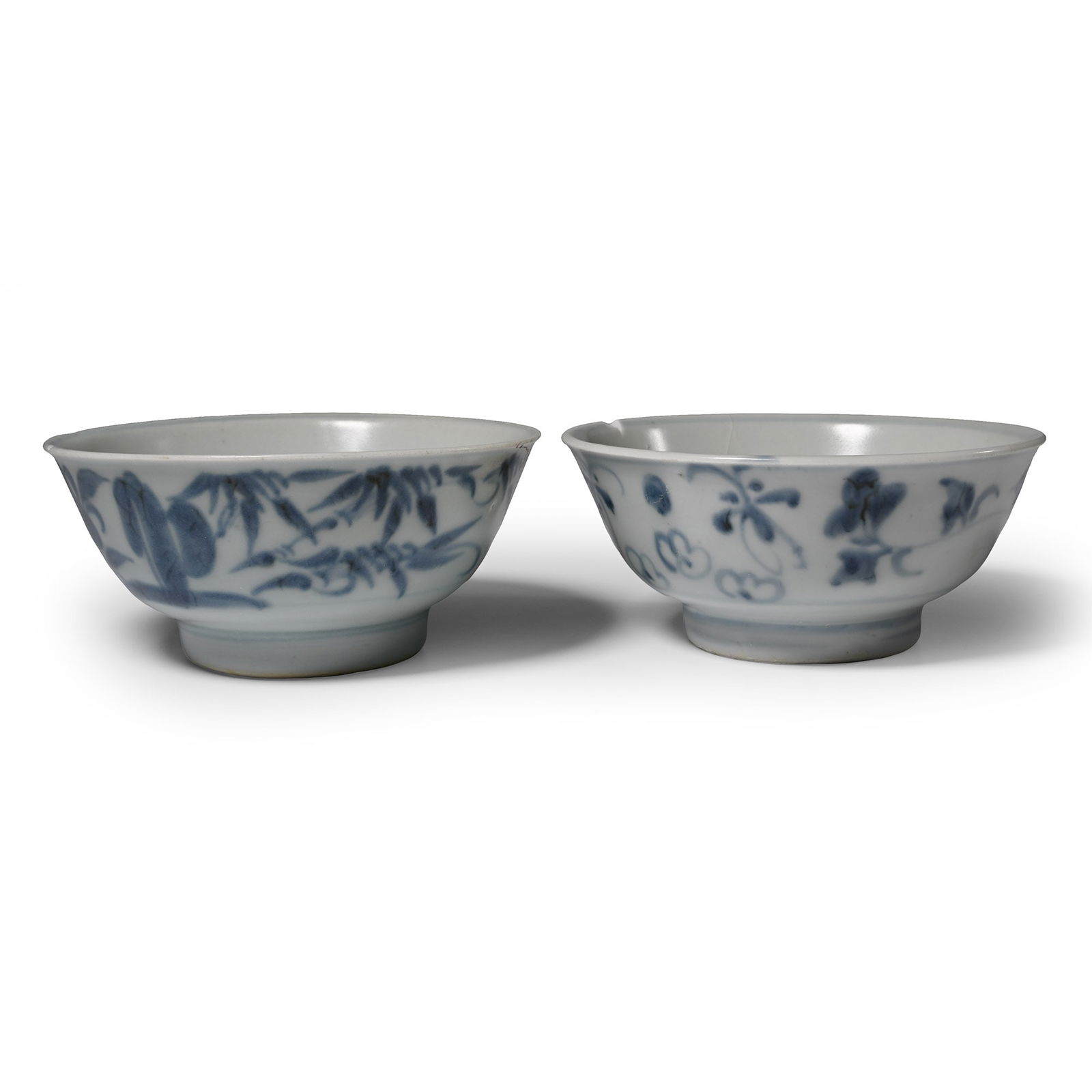 Tek Sing Treasure Shipwreck Glazed Blue and White Bowl Pair (1 of 1)