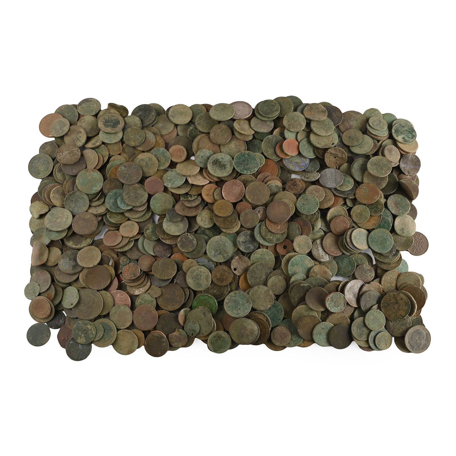 Group of Seven Hundred and Forty Nine [749] Mainly Great Britain Coins and Tokens.: 17th-21st century AD. Various dates. 4397gr total. Condition as seen. Found Suffolk, UK. (UK buyers only, not for export) TimeLine Auctions follows a rigorous vetting process to ensure the authenticit