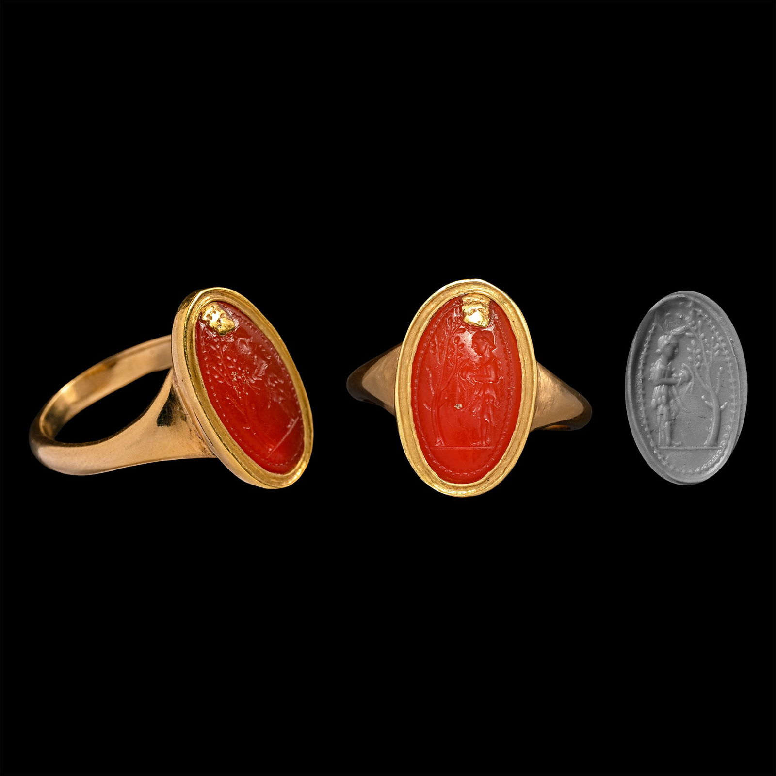 Italic Carnelian Gemstone Depicting the Goddess Athena Before a Tree in Gold Ring (1 of 1)