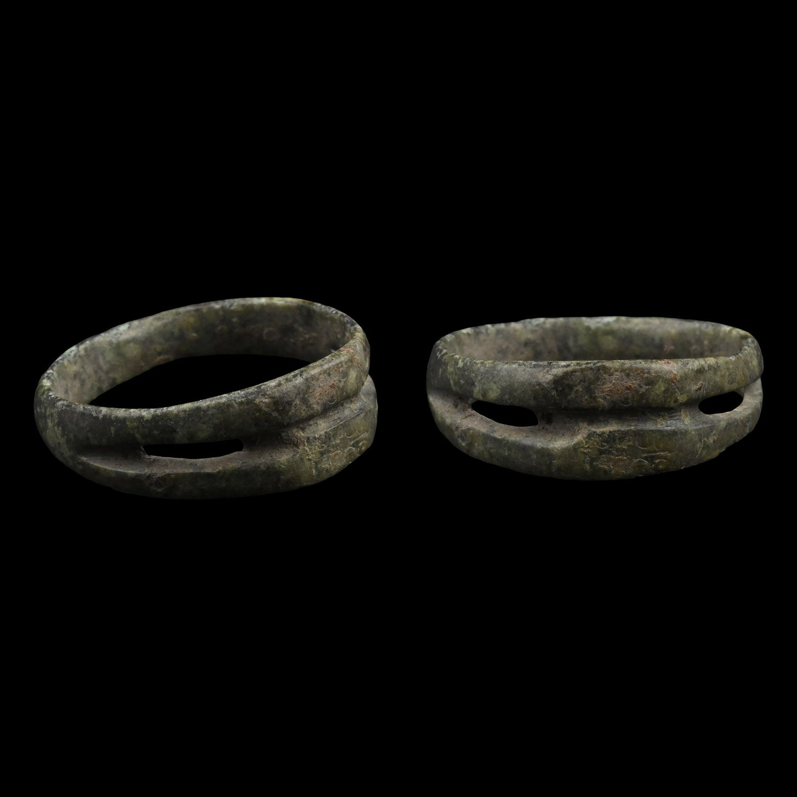 Romano-Celtic Bronze Double Bezel Ring (1 of 1)