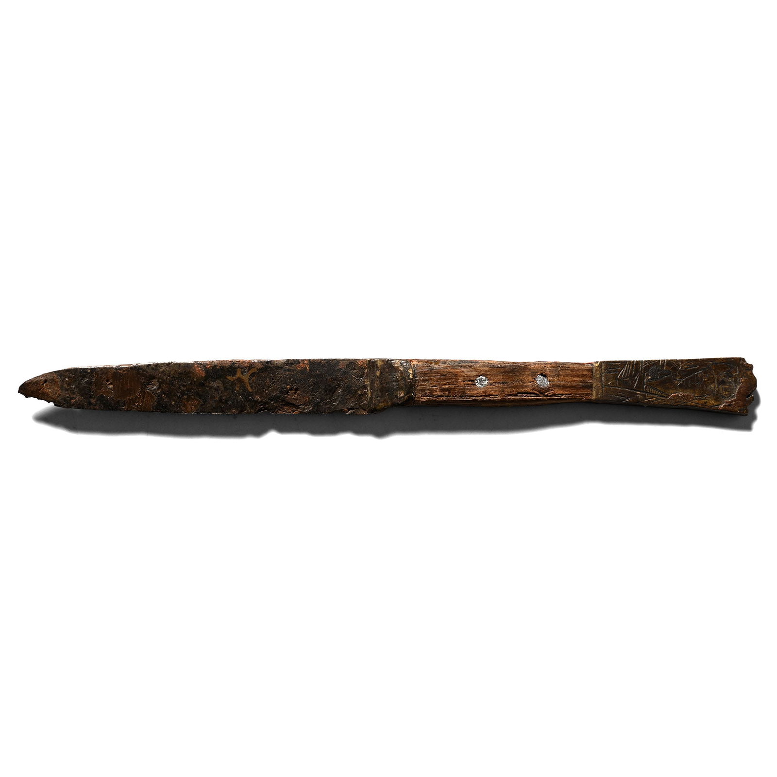 Medieval Iron Knife with Bronze Figural Pommel (1 of 2)