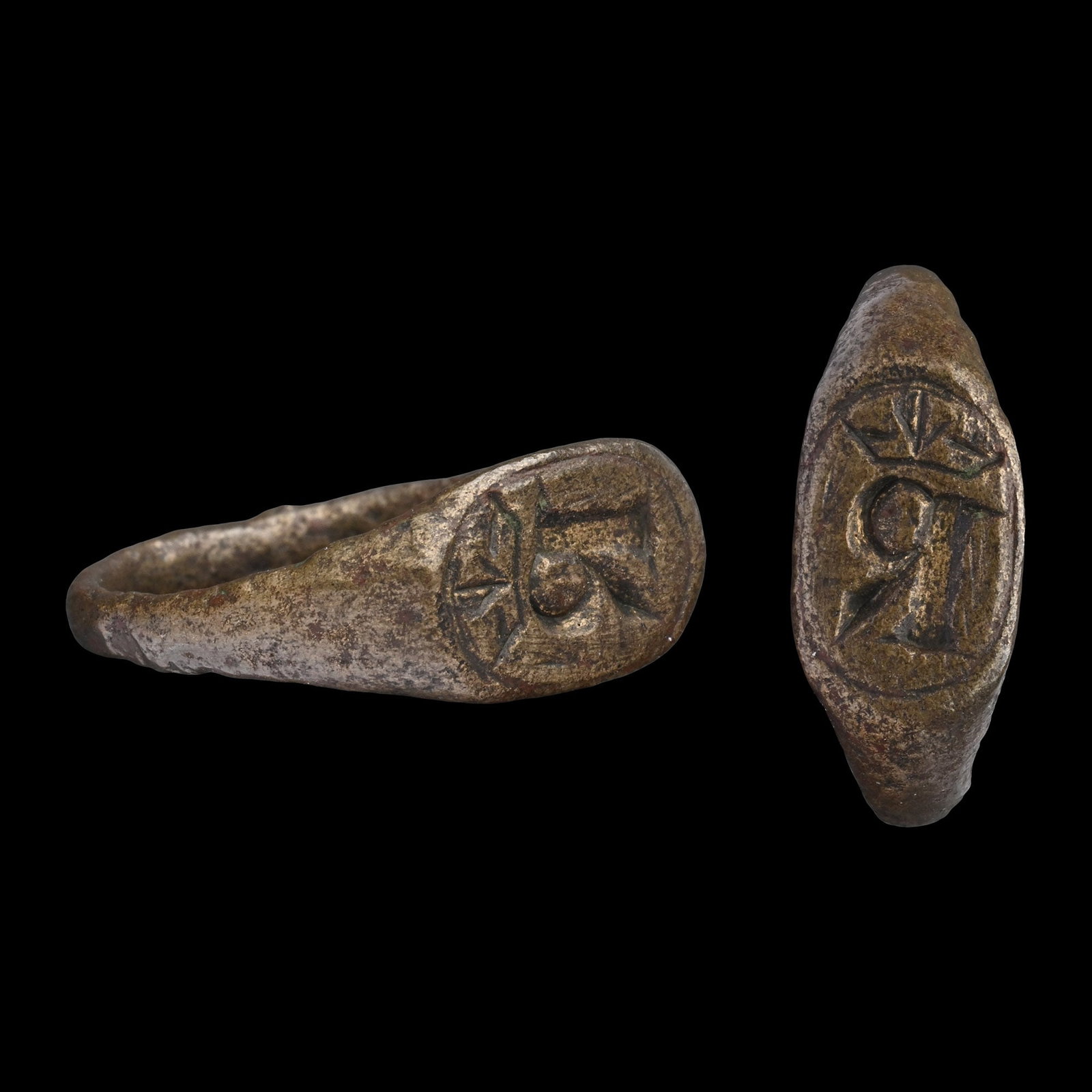 Large Medieval Bronze Signet Ring with Crowned R for Richard (1 of 1)