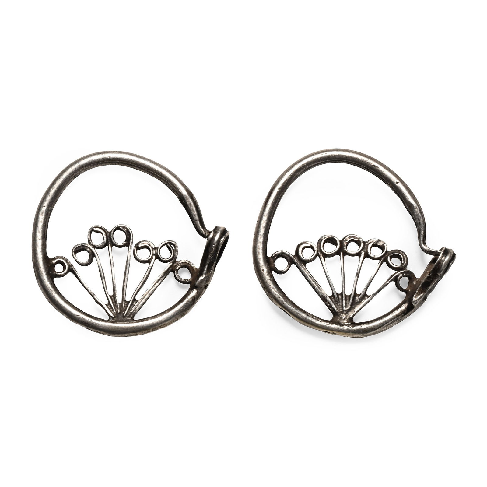 Indian Silver 'Peacock's Tail' Earring Pair (1 of 1)