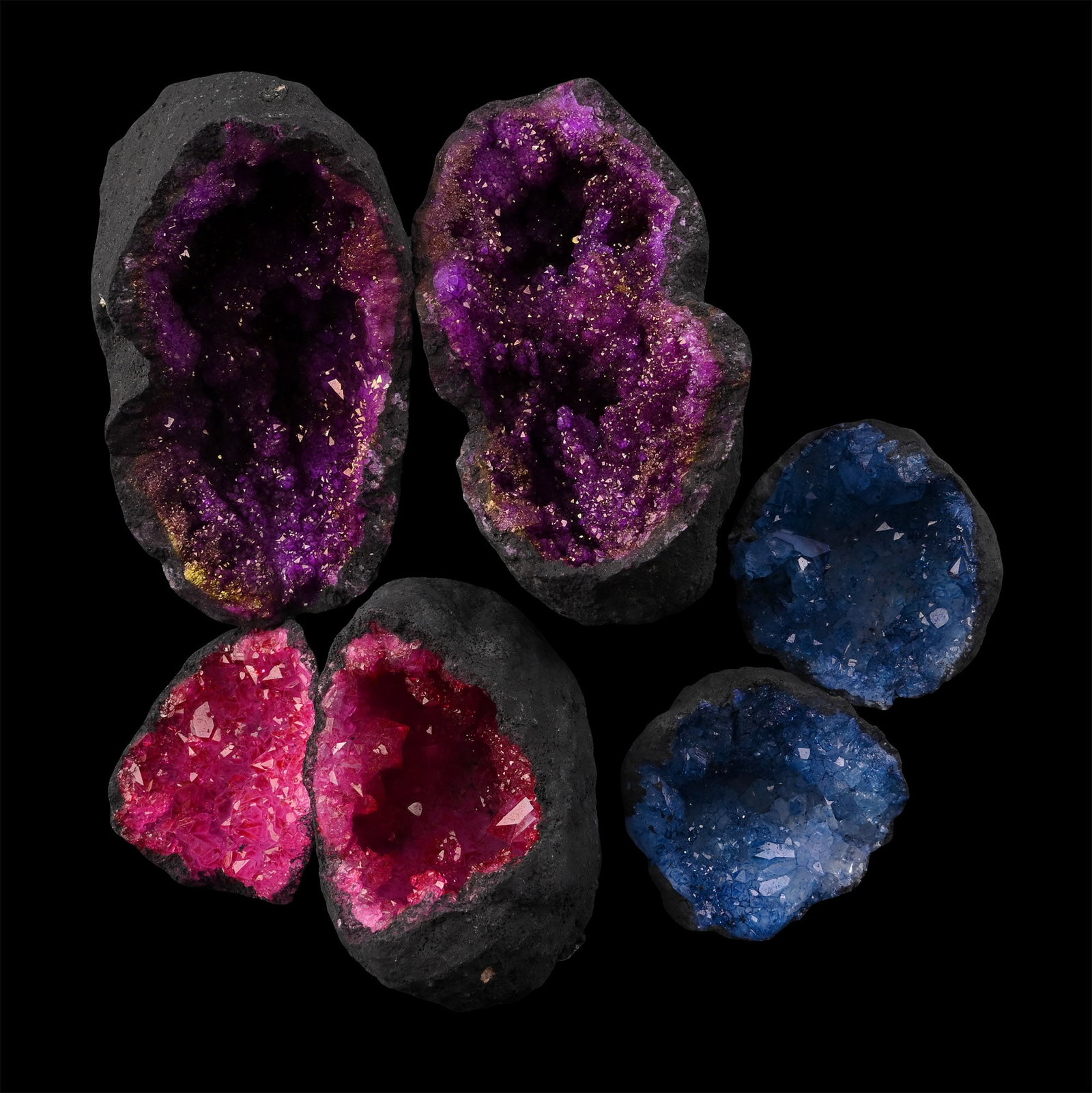 Coloured Composite Quartz Nodule Group (1 of 1)