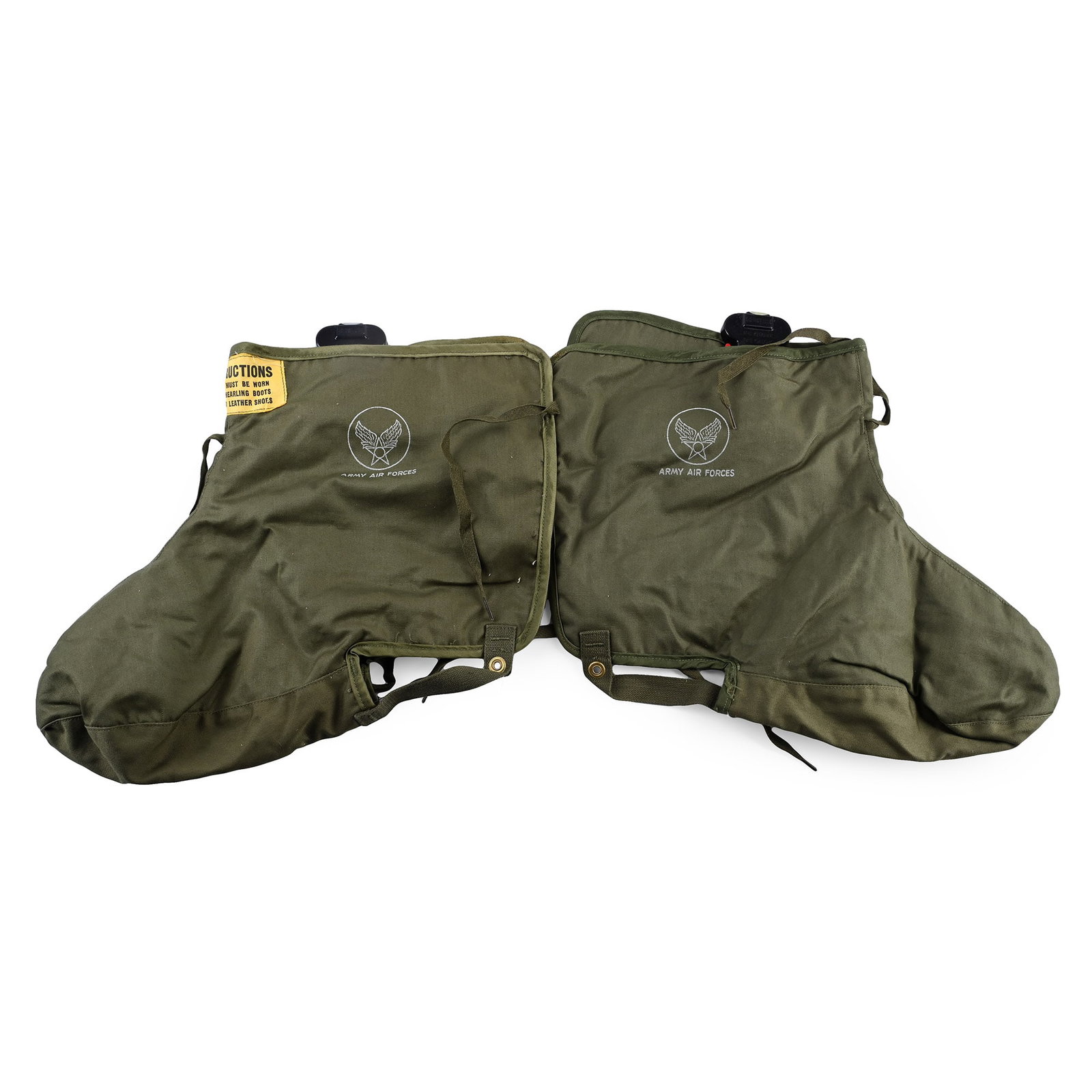 US Air Force WWII Aircraft Flying Boot Liners: 1942 A.D. A pair of heated liners in green fabric with connectors. 362 grams total, 34 cm long (13 3/8 in.). [2, No Reserve] Acquired on the UK art market. Property of an Essex militaria collector. Ti