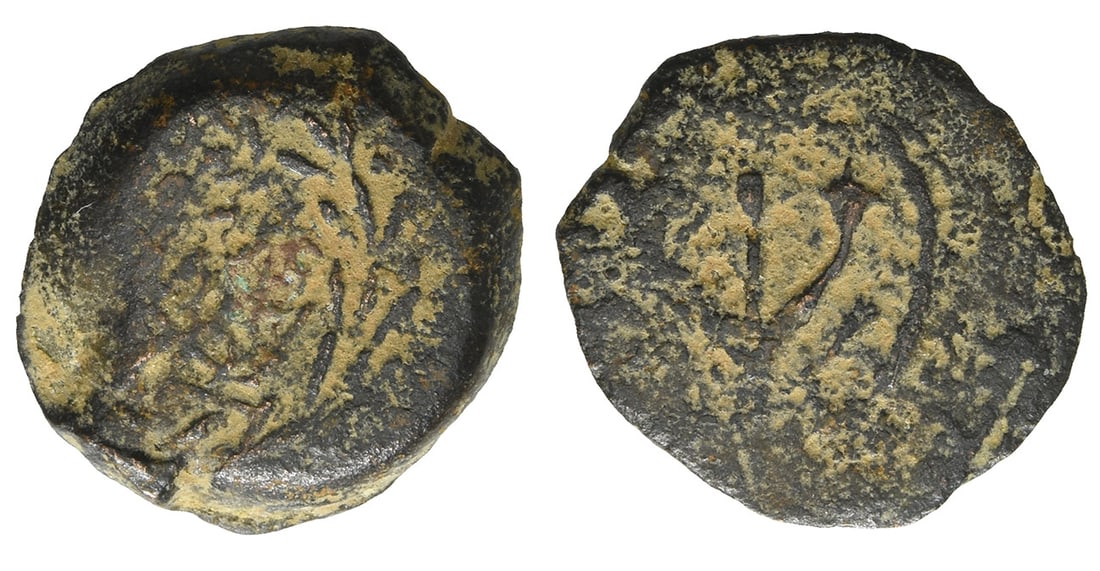 Judaea, Uncertain Ruler AE Prutah.: 1st century BCE. Jerusalem mint. Legend in Paleo-Hebrew within wreath / Splayed double cornucopiae with pomegranate/poppy between the horns. 2.36gr, 15mm, 2h. From the collection of a gentleman, acqui