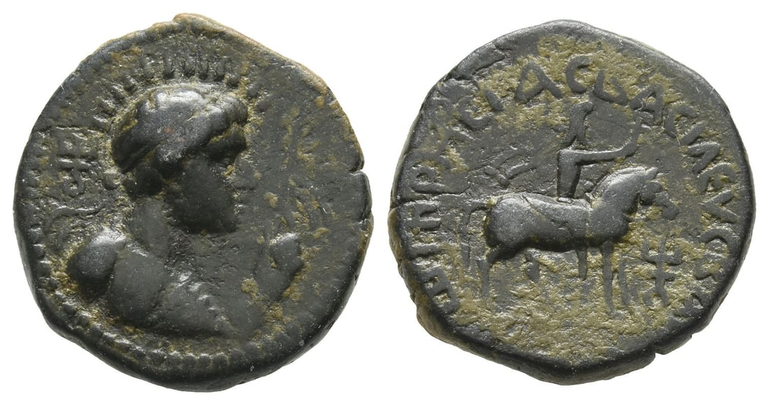 Kushan Rulers of Baktria, Wima Takto, Soter Megas AR Didrachm.: AD 90-113. Radiate, draped and diademed bust of Miiro right, holding ribboned arrow in raised right hand; three-pronged tamga in left field / ???????? ???????? ????? ?????, king on horse right, raisin