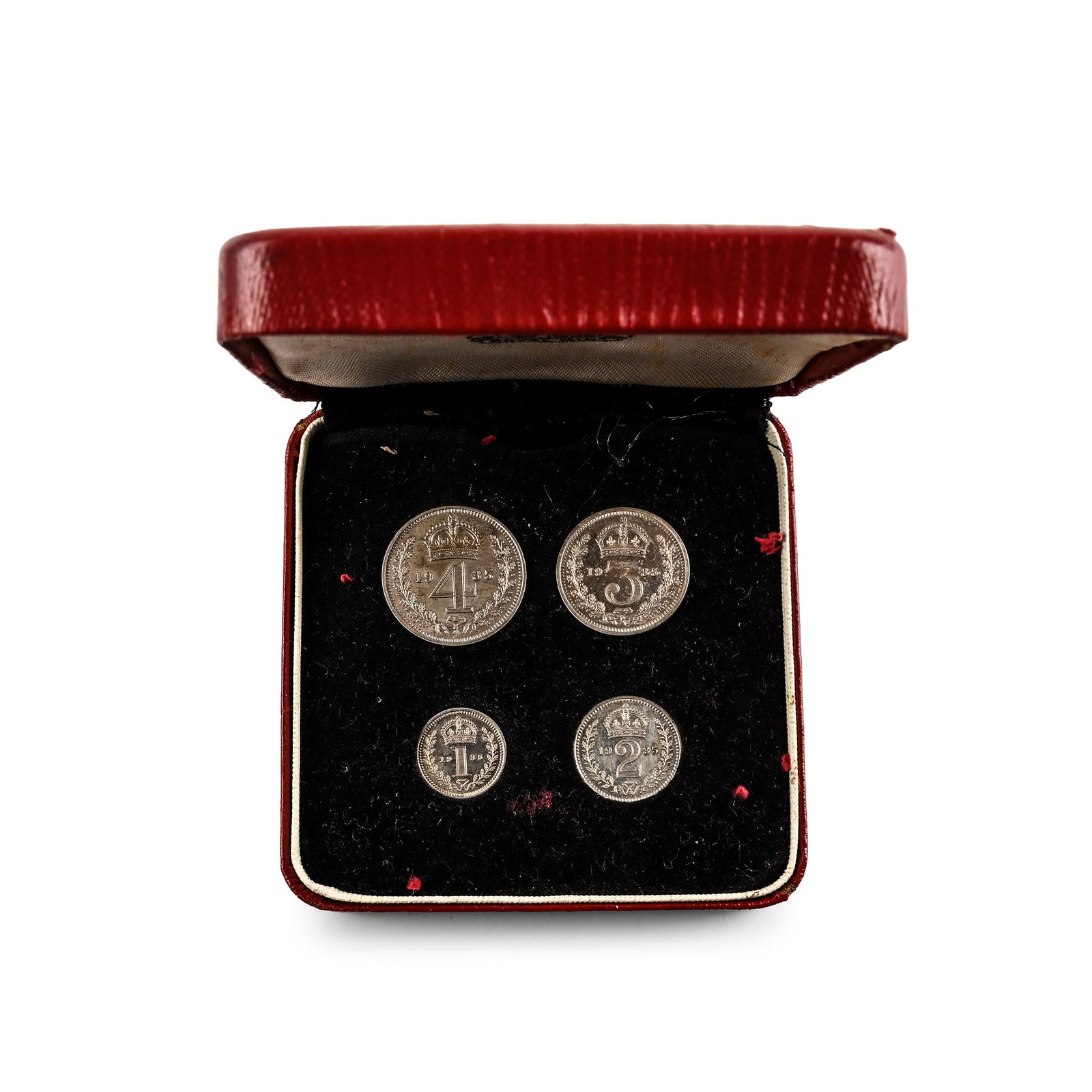 Great Britain. Windsor, George V AR Maundy Money Set.: Dated 1935. Comprising: Set of Four, Three, Two and One Penny denominations in a Maundy coin box. SCBC 4043. 71.10gr total. [No Reserve] From the private coin collection of a West London, UK, gentlema
