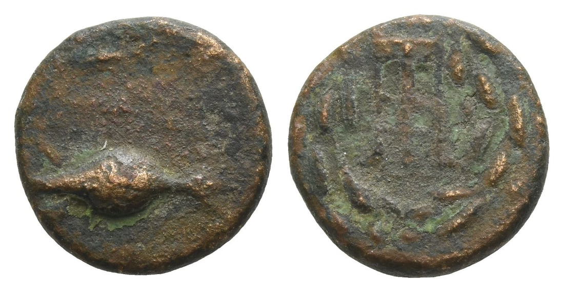 Sikyonia, Sikyon AE Chalkous.: Circa 225-200 BC. Dove feeding to right / Tripod within olive wreath. BCD Peloponnesos 318.3-4; HGC 5, 275. 2.08gr, 13mm, 2h. Near Very Fine. Acquired on the European coin market. Property of a Kent, 