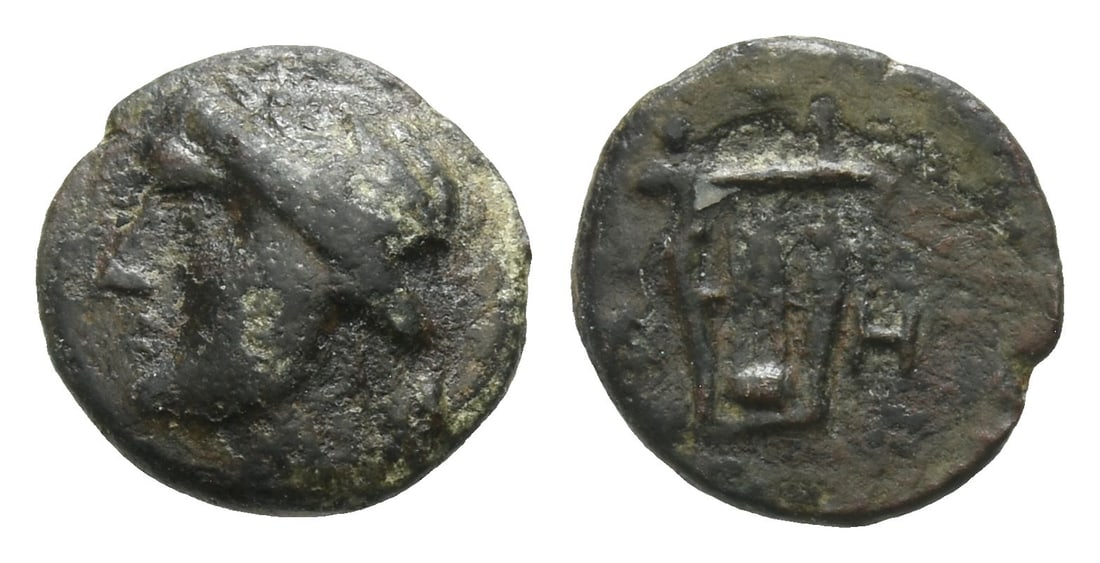 Cyclades, Delos AE Chalkous.: Circa 280-166 BC. Laureate head of Apollo to left / ?-H, lyre. SNG Copenhagen 670; BMC 7; HGC 6, 500. 0.75gr, 10mm, 4h. Very Fine. Acquired on the European coin market. Property of a Kent, UK, gentlem