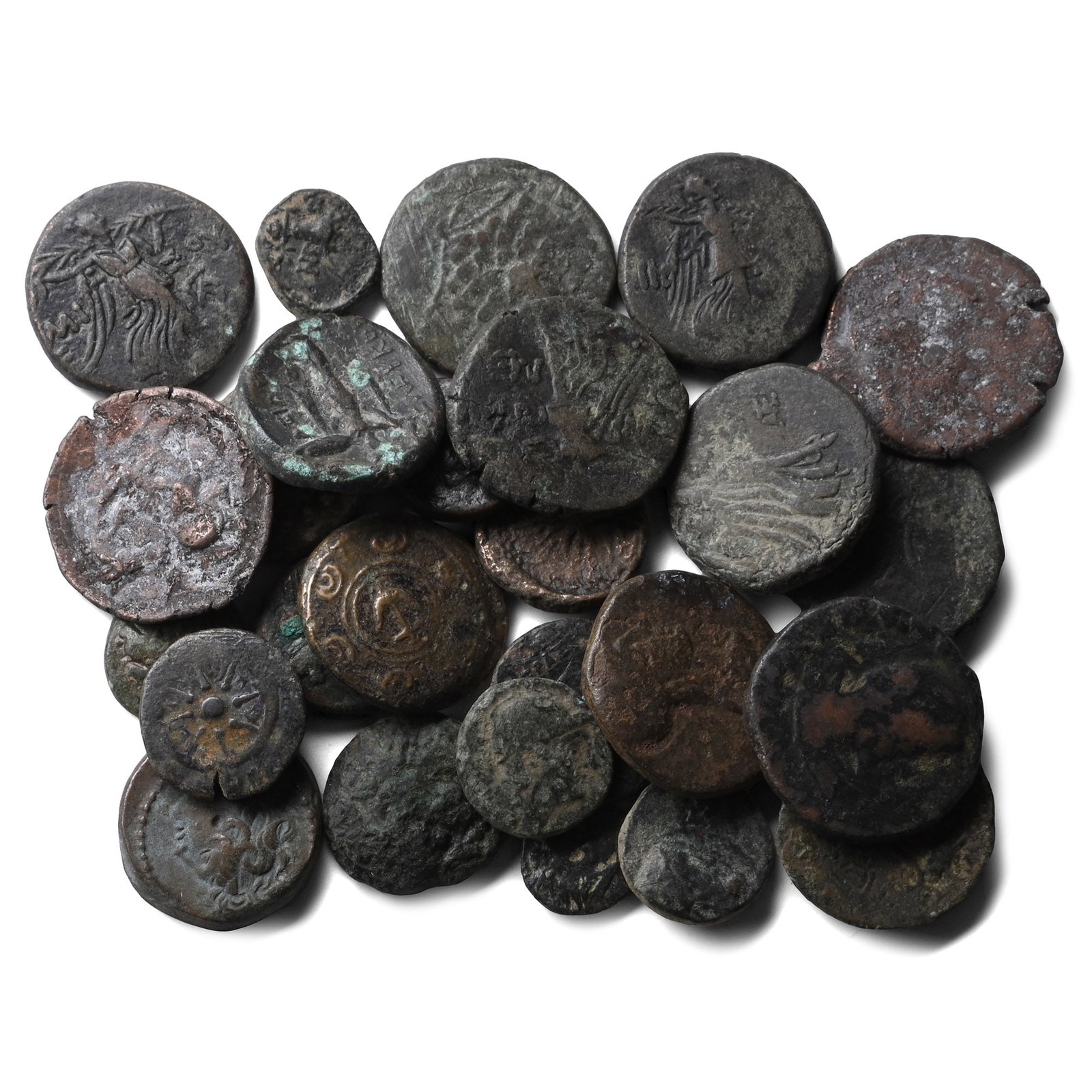 Group of Twenty Five (25) Greek AE Coins.: Circa 3rd-1st century BC. Comprising: mixed rulers, issues, denominations and reverse types. 132gr total. As shown. Property of a Cambridgeshire, UK, gentleman. TimeLine Auctions follows a rigorous ve