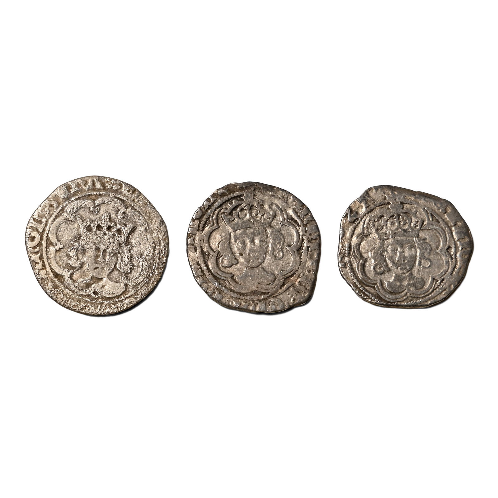 Group of Three [3] English Hammered AR Halfgroats of Canterbury: 15th-16th century AD. Comprising: mixed rulers, all halfgroats from Canterbury. 3.83gr total, 18-19mm. As shown. Acquired on the UK art market. From the collection of Mr Carlos Bahamonde, Manchester, 