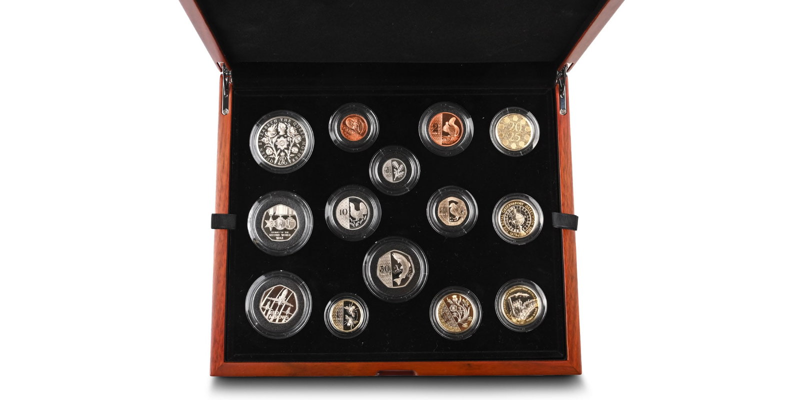 Great Britain. Premium Proof Coin Collection.: 2025. Royal mint. Official collection of 13 2025-dated UK coins plus an exclusive medal, all struck to the finest Proof finish. 1.82 kg total, 28 x 23.5 x 7 cm including case. Just 2,500 UK sets relea