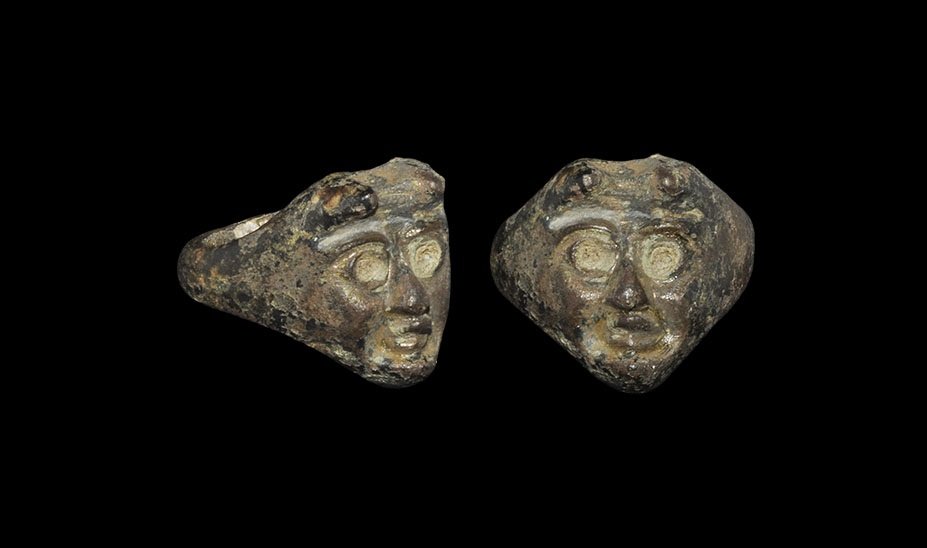 Post Medieval Bronze Demon Mask Ring: 17th century AD A cast flat-section hoop with expanding shoulders, horned demonic face with discoid cell eyes. 8.30 grams, 28 mm overall, 16.20 mm internal diameter (approximate size British K 1/2, US