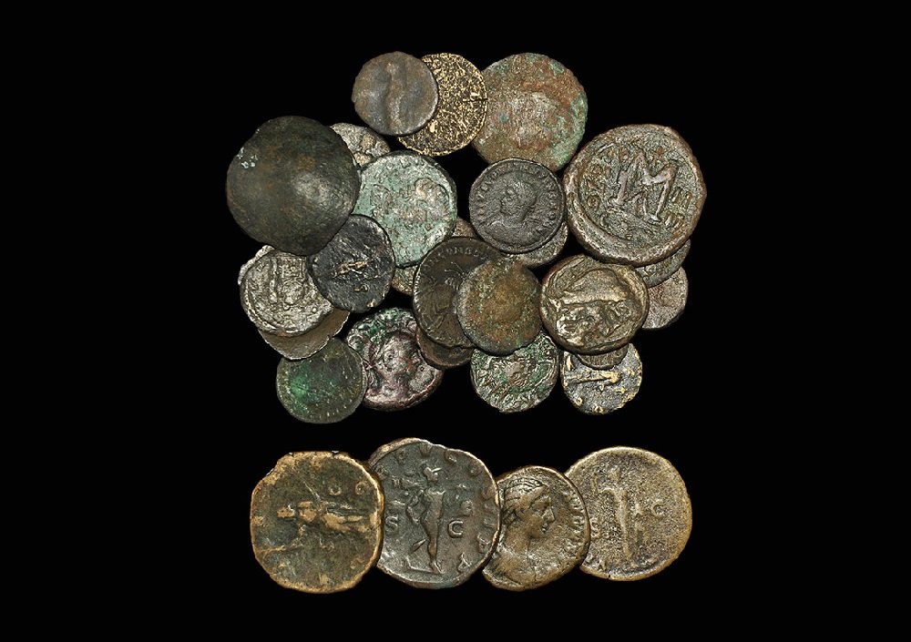 Ancient Roman and Byzantine Bronze Coin Group [28]: 2nd-10th century AD, mixed group comprising: sestertii (2, Severerus Alexander and another), dupondius (Domitian), other mixed and later bronzes (17, including Crispina to AE3/4s); with Roman provinci