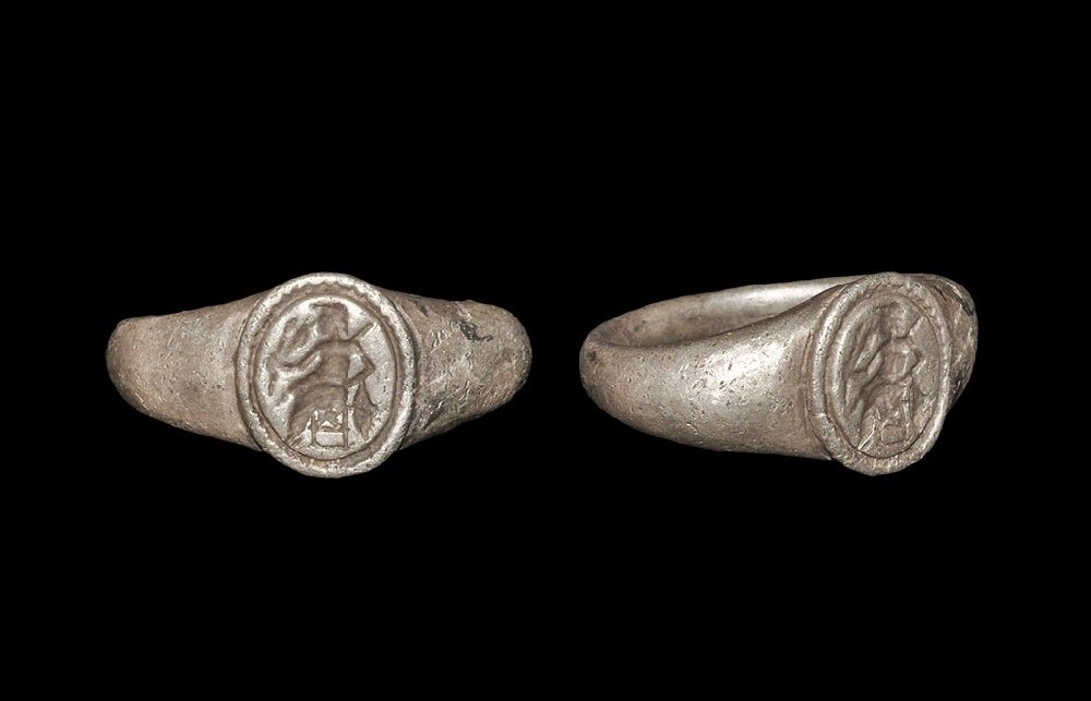 Roman Ring with Minerva Seated (1 of 1)