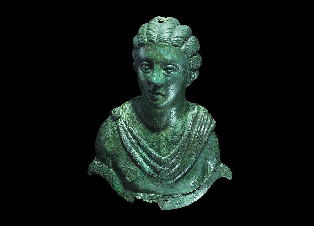 Roman Empress Faustina Chariot Fitting (1 of 1)