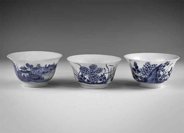 Chinese Blue and White Export Ware Bowl Group (1 of 1)