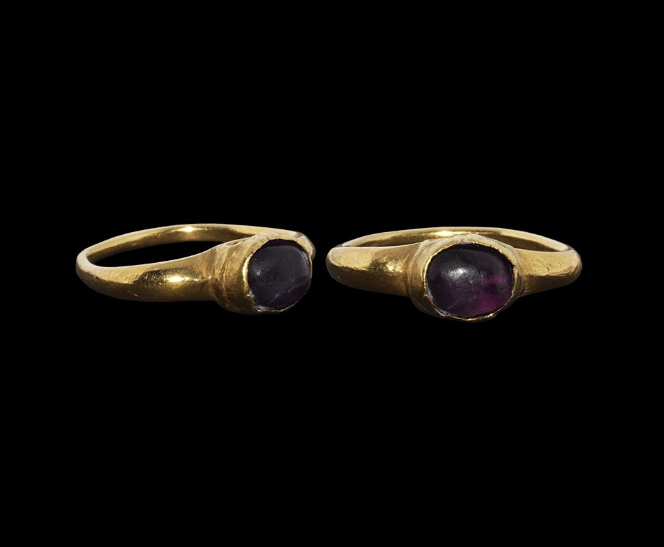 Medieval Gold Ring with Amethyst (1 of 1)