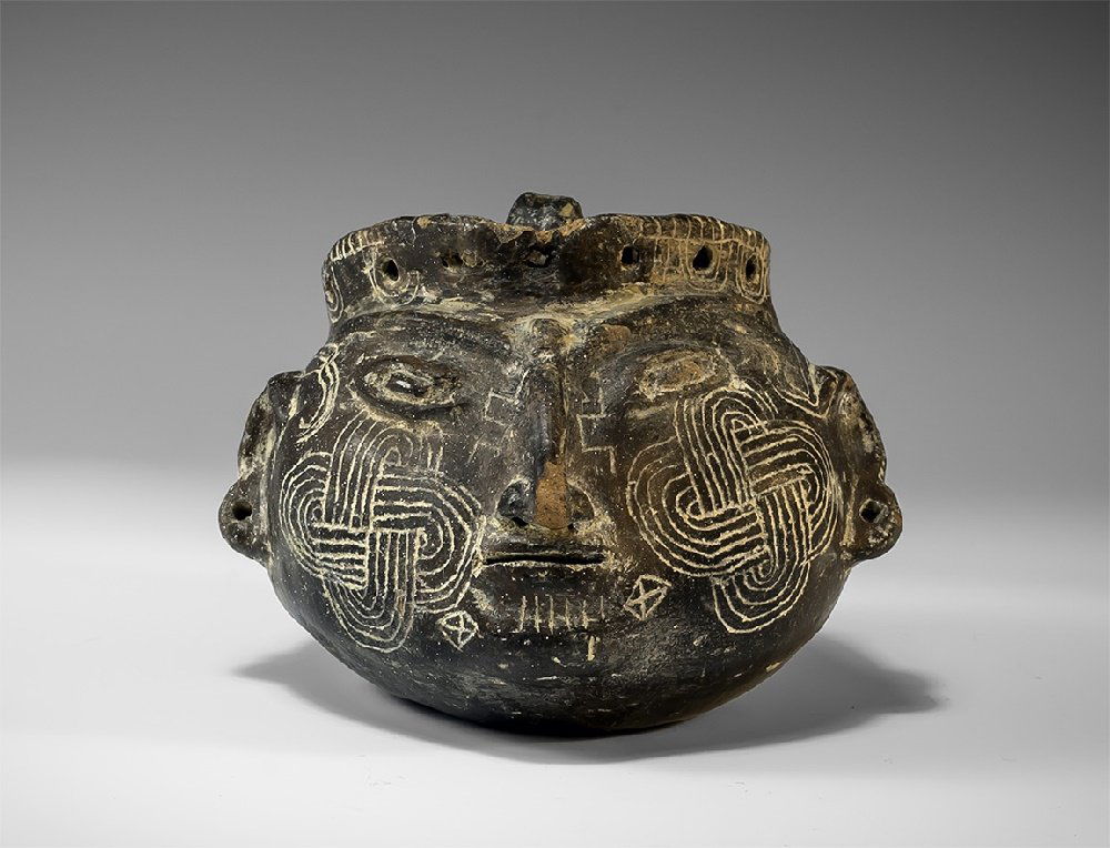 Pre Columbian Colima Head Vessel (1 of 1)