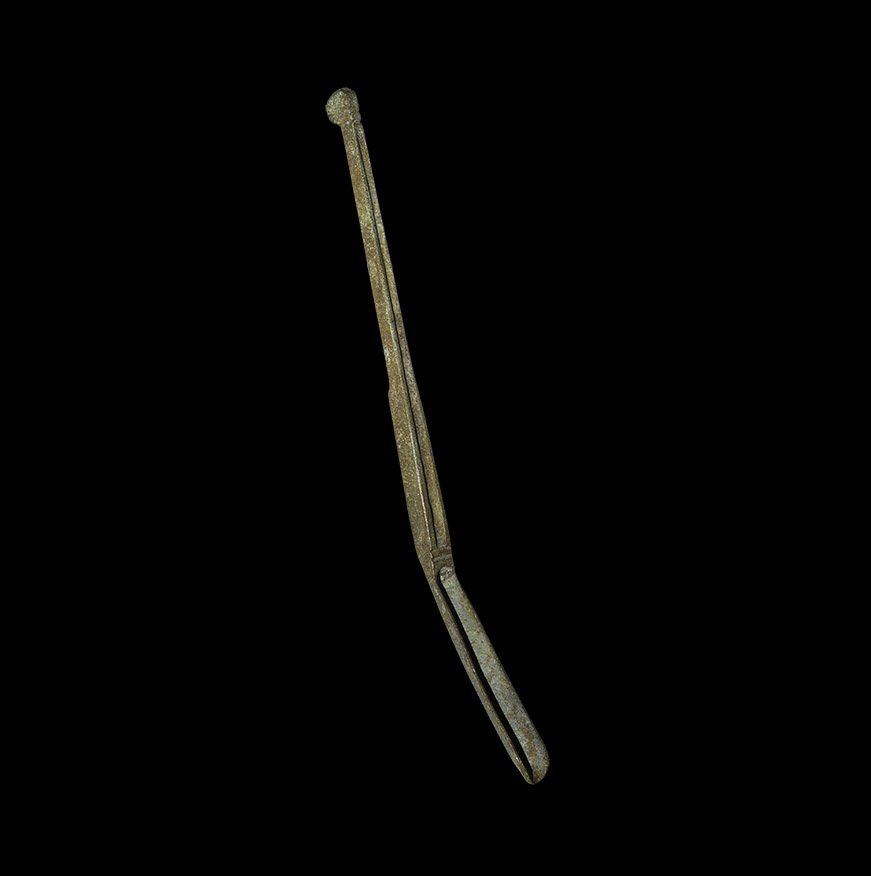 Roman Strigil (1 of 1)