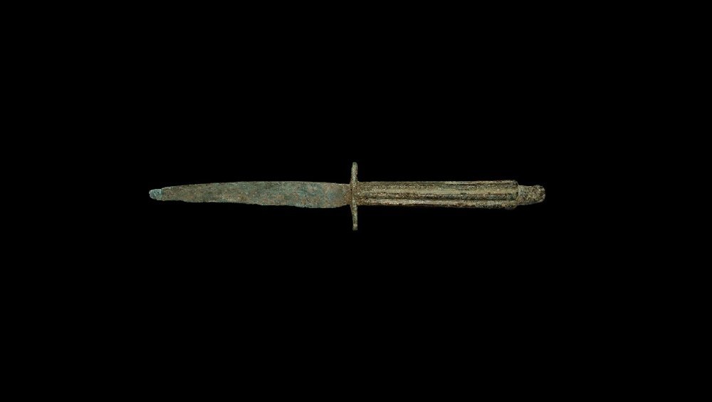 Roman Knife (1 of 1)