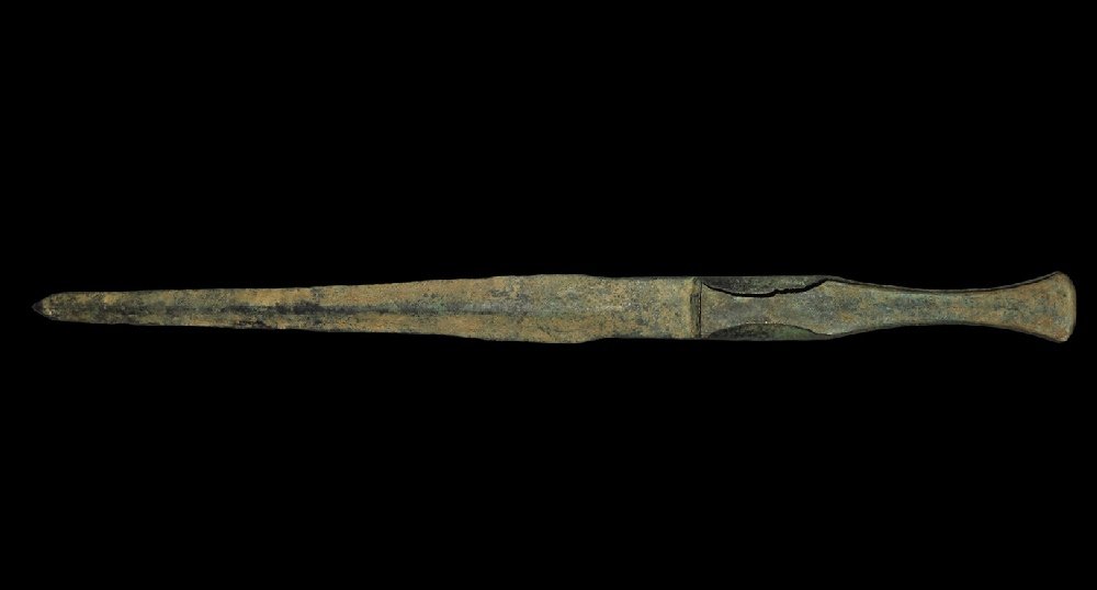 Western Asiatic Luristan Bronze Dagger (1 of 1)