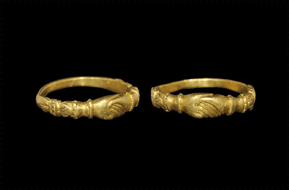 Medieval Gold Clasped Hands Betrothal Ring (1 of 1)