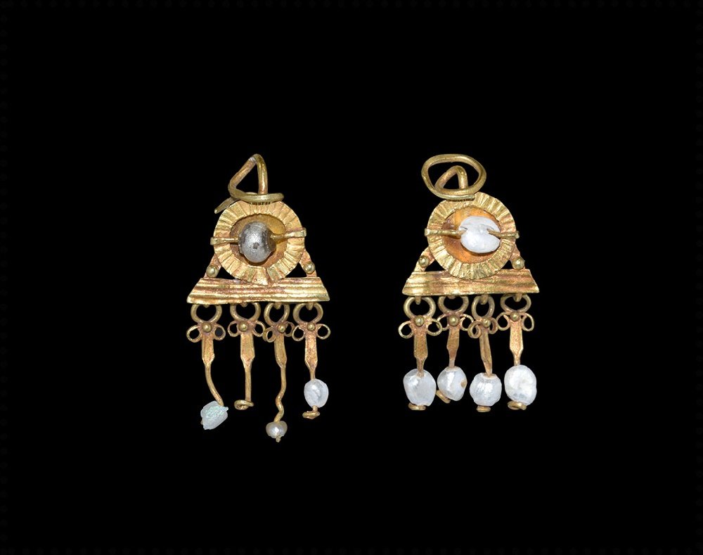 Roman Gold Earrings with Pearls (1 of 1)