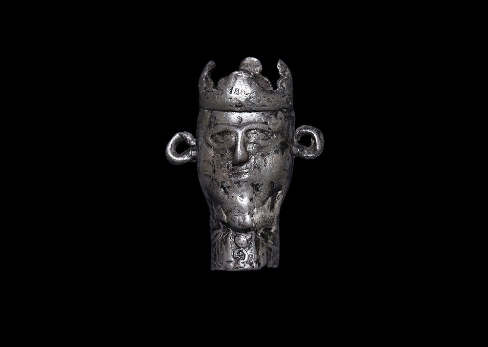 Medieval Finial with Crowned Busts (1 of 1)