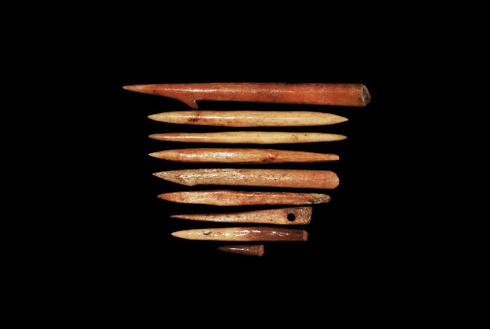 Viking Awl and Harpoon Group: 9th-11th century AD. A mixed group of bone tools including double-ended pins, a needle with eye, two fish-spears with a lateral spur, a square-section borer. 56 grams total, 7.5-13cm (3 - 5 1/4") Prop