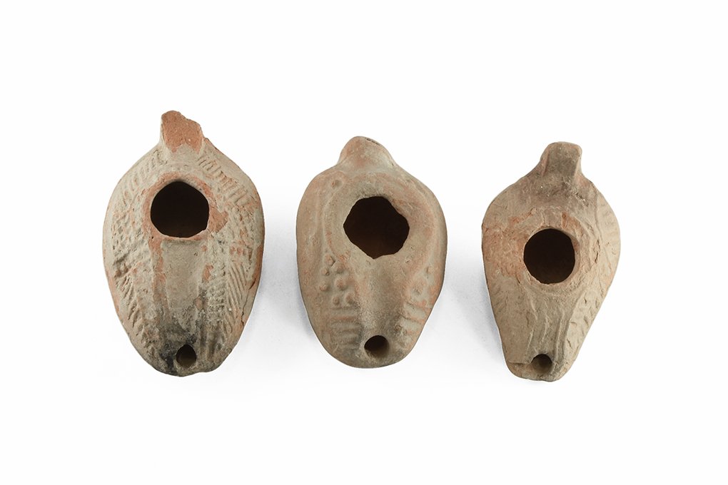 Roman Slipper Oil Lamp Group (1 of 1)