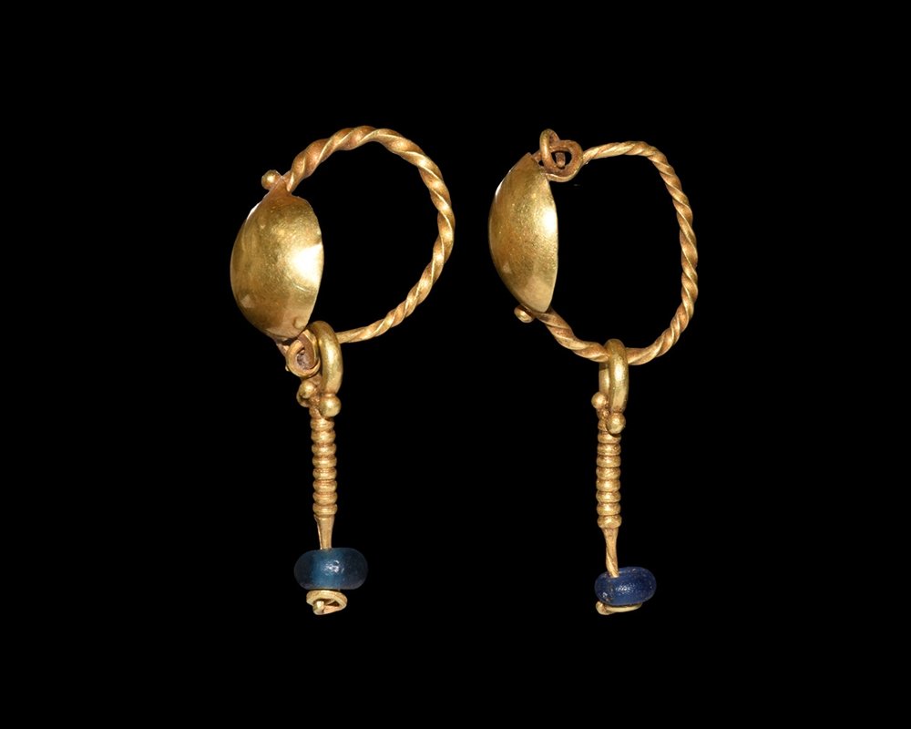Roman Gold Earring Pair (1 of 1)